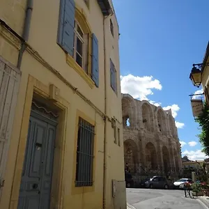 Appartement Des Arènes, Deux Chambres Avec Patio, Patangarles., Arles
