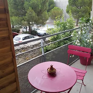 Studio Terrasse Cosy Luma Apartment